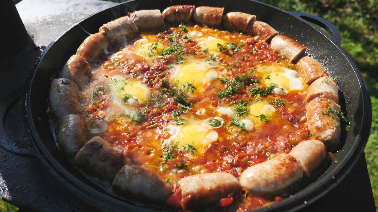 МЯСНАЯ ОСТРАЯ ШАКШУКА НА ОГНЕ - YouTube