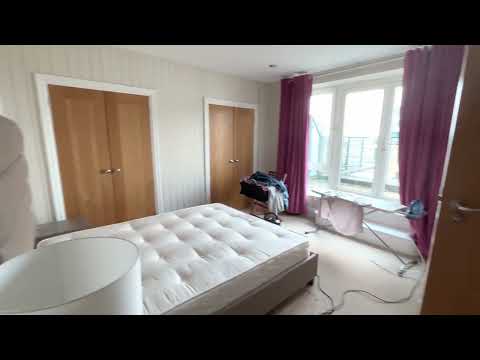 3 bedroom(s) flat to rent in Beckford Close, Kensington, W14 | Benham and Reeves