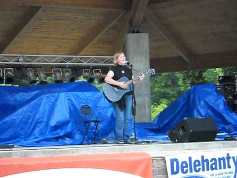 Chelsea Roberts singing at ampitheater in Flushing...