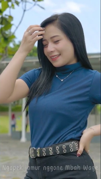 si cantik mau lewat