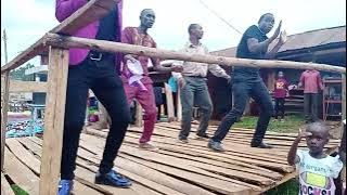 TORERA BY STEPHEN NYABUTO FT HAPPY BARAKA .LIVE PERFORMANCE AT NYAKOE CRUSADE