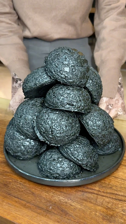 Black Cream Puff #たもグルメ #japanesefood