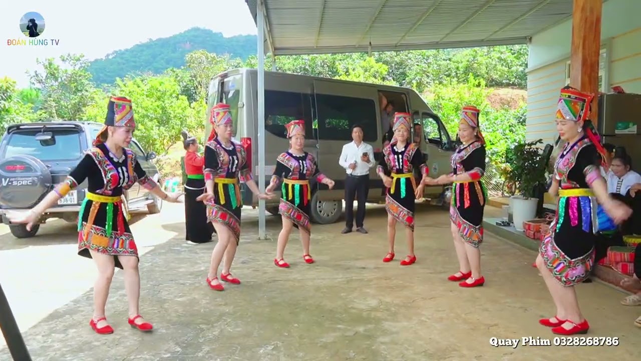 Múa Khơ Mú Rất Đẹp