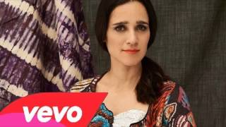 Video Algo Sucede Julieta Venegas