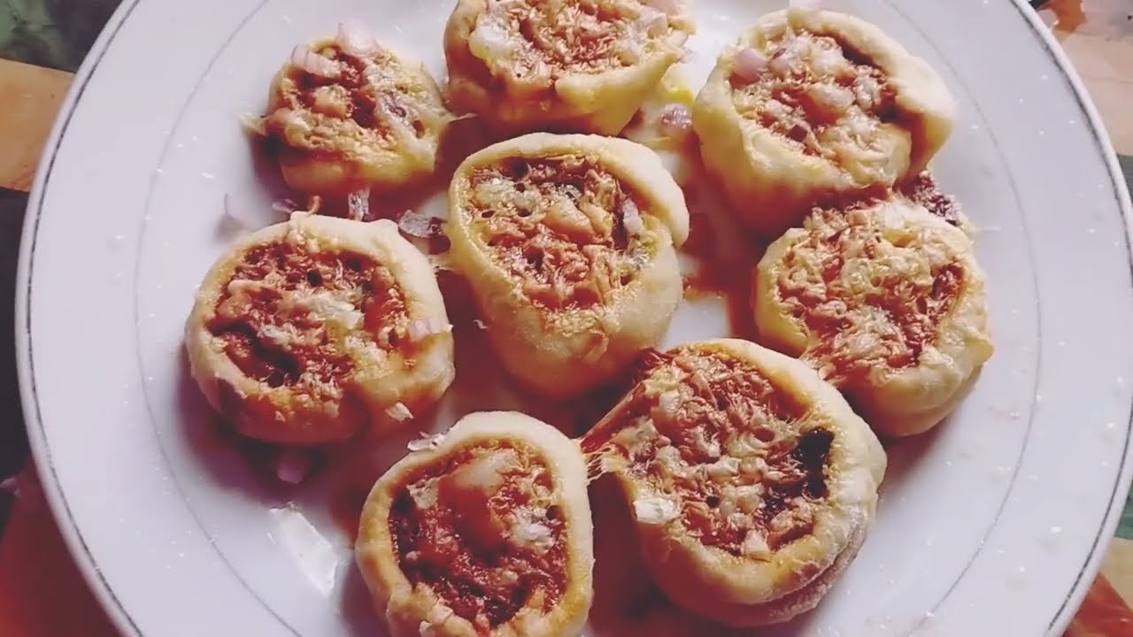 মিনি পিৎজা কিভাবে তৈরি করবেন দেখুন/mini pizza recipe//nasta recipe//breakfast recipe//tiffin recipe