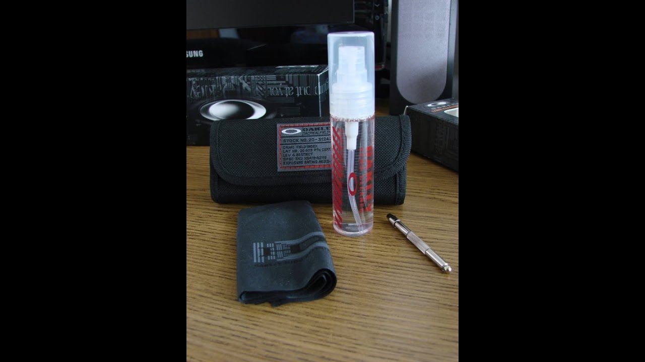 Unboxing Oakley Lens Cleaning Kit - YouTube