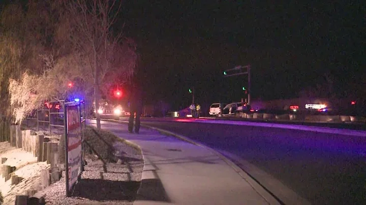 Judge: Lawsuit against former cop stands