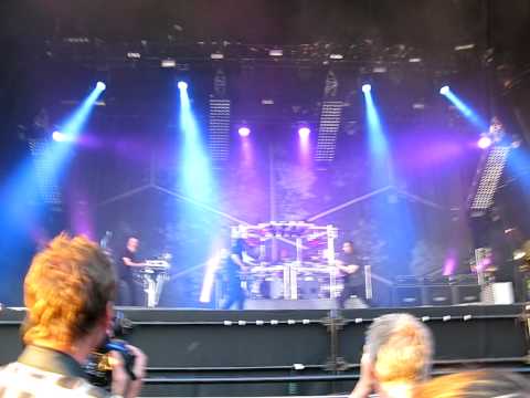 High Voltage Festival London 2011 - Under a glass moon by DREAM THEATER