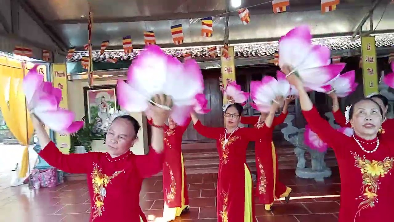 CLBDS Hoài Thị - Trăng tròn tháng Tư