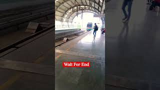 Wait for end, Delhi Metro in Kirti Nagar #delhi #metro #travel screenshot 5