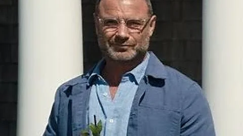 The Perfect Couple's Blackberry Mojito Recipe Will Have You Craving More