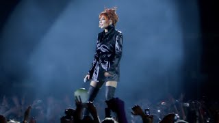 Mylène Farmer  Désenchantée (Stade de France Live)