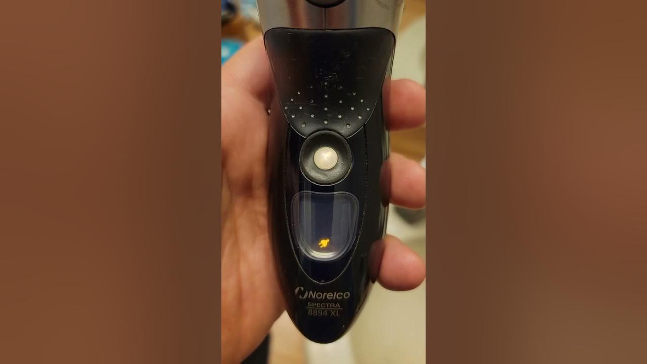 Norelco Spectra 8894 XL Razor Stuck in a Do-Loop - YouTube