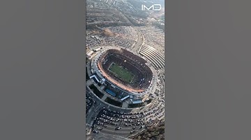 US  Army Golden Knights drop into 125th Army Navy Game