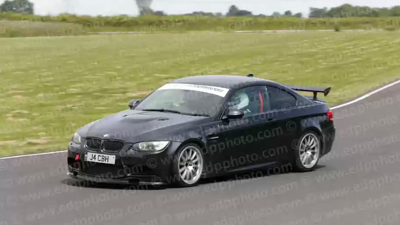 BMW e92 M3 - Castle Combe 20/06/24 - Fastest Lap - YouTube