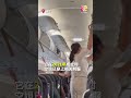挥别传统高跟窄裙 印尼空姐工装服被赞爆 挥别传统高跟窄裙 印尼空姐工装服被赞爆