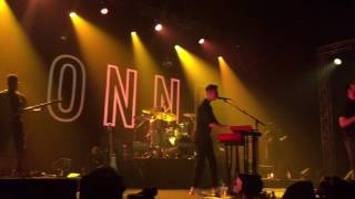HONNE - One At A Time Please (Live in Bangkok) 7 March 2017