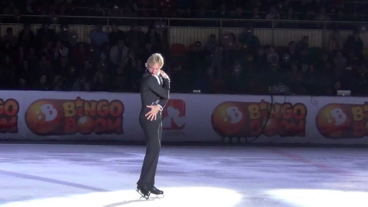 Evgeni Plushenko & Edvin Marton - Tango Roxanne (01.05.2012) - YouTube