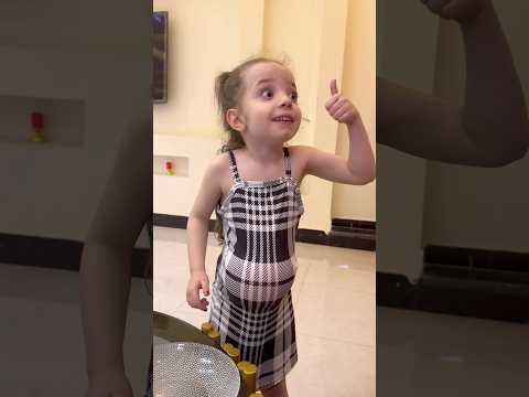 بتأكل كل شيئ حتى ملابس