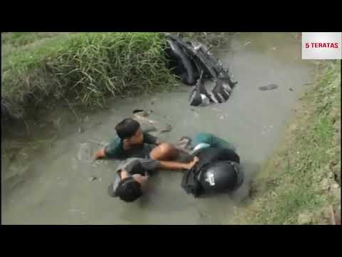 MEME PESONA INDONESIA | EDISI JATUH DARI MOTOR PART 3 | LUCU NGAKAK NO CLICKBAIT