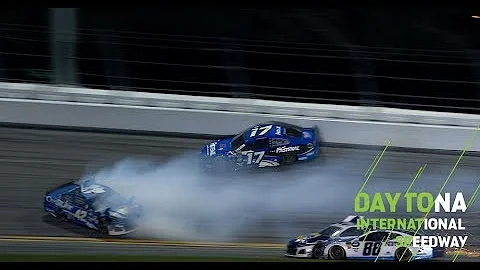Late wreck collects Elliott, Bowman, Stenhouse