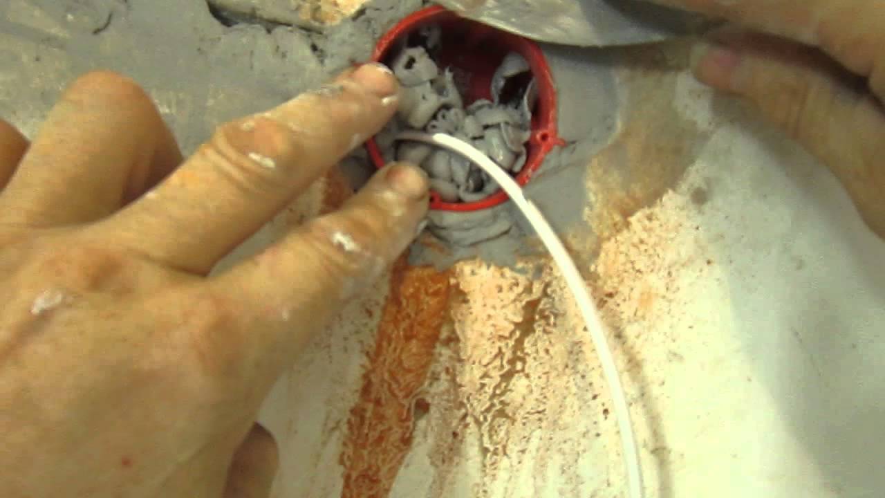 Установка подрозетника в кирпичную стену. - YouTube