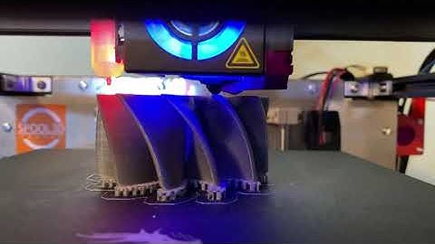 Printing a prototype fan from PLA on my Ender5 pro