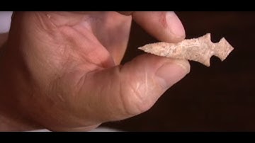 Flint Knapping for beginners. How to make an arrowhead from a flake. Hayes Point. Pedernal Silex