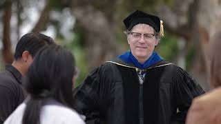 Famous Distinguished Faculty Awards 2023 - Dr. Tom Huxford Profile