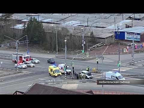 Две аварии с участием машин скорой помощи произошли в Братске, причём обе — на одном и том же месте