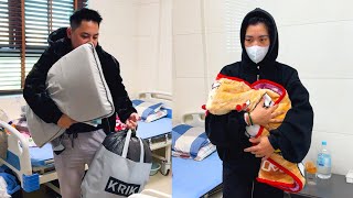 Banh Bao takes a bath to prepare to leave the hospital with parents