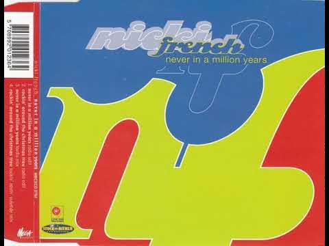 We never to france. Travelling to paris. Как во франции будет 2. Public во франции что значит. С днем рождения мужчине париж.