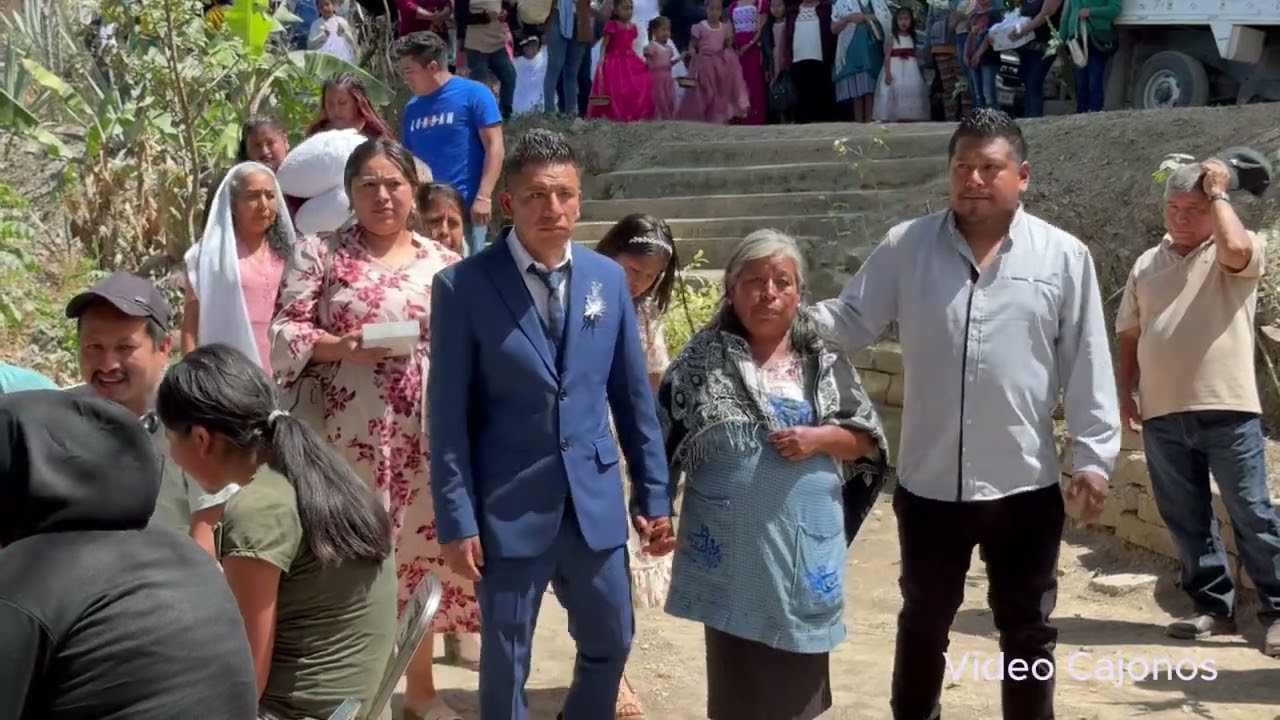 1- La Boda de Luis y Ana en Santo Domingo Albarradas 2025