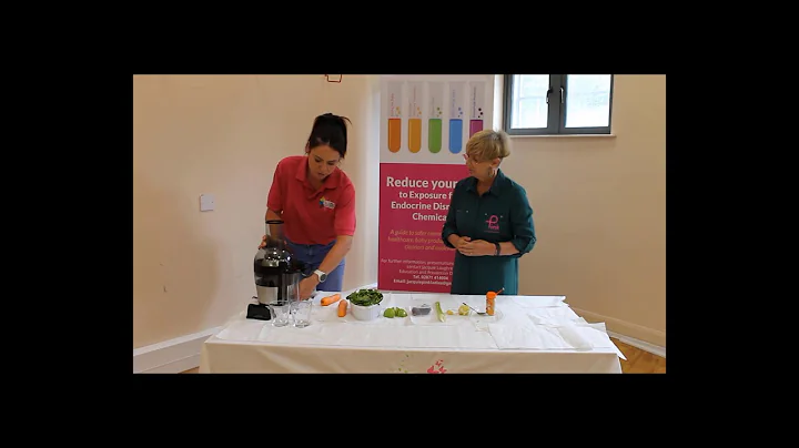 Juicing with Lorraine Tully