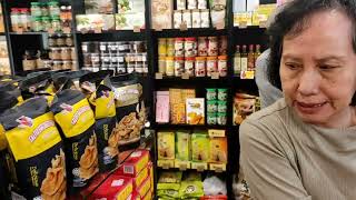 This Souvenir shop in Malacca has Tasty Waffle | Malaysia vlog