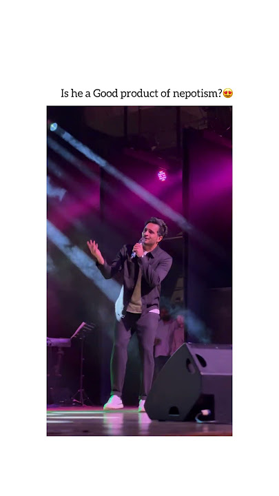 Abhijeet bhattacharya son’ live performance 😍 suno na suno na sunlo na