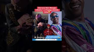 DIAMOND Akimwagia FEDHA🤑 T.I.D 😳 / Apiga mikelele mwijaku anasubiri😂😂 #njeyaboxtv