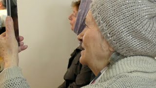 Ты, седина, жаль, что видна