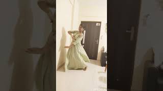 Ram Chandra Kripalu Bhajman Dance Cover By Shreya Dhiman