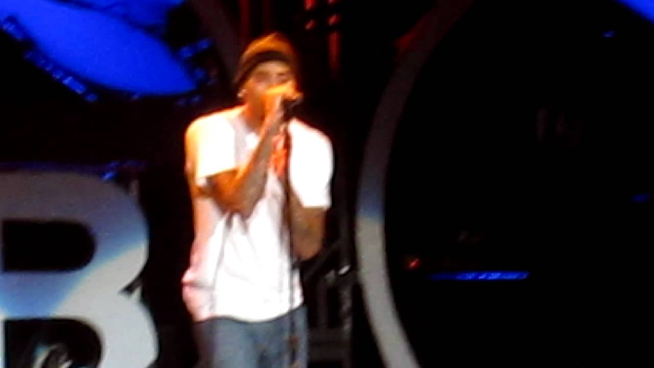 Chris Brown - All Back Live - FAME Tour