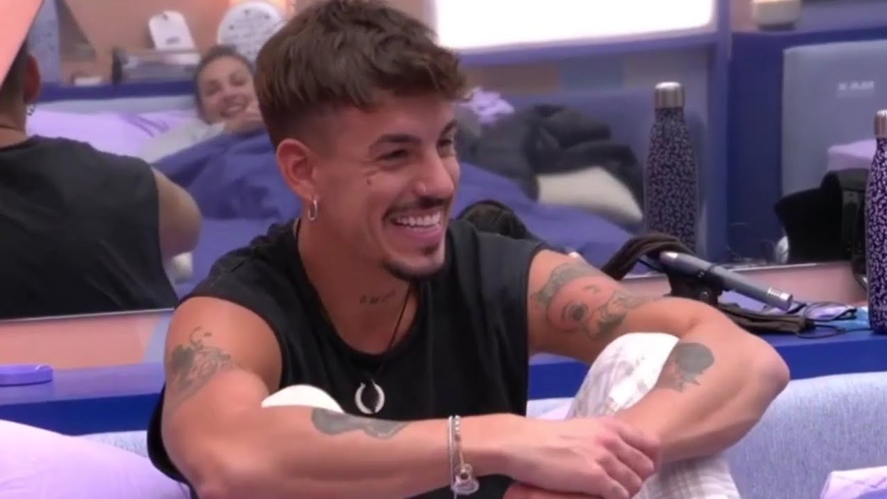 Luitingo entrevistando a Jessica