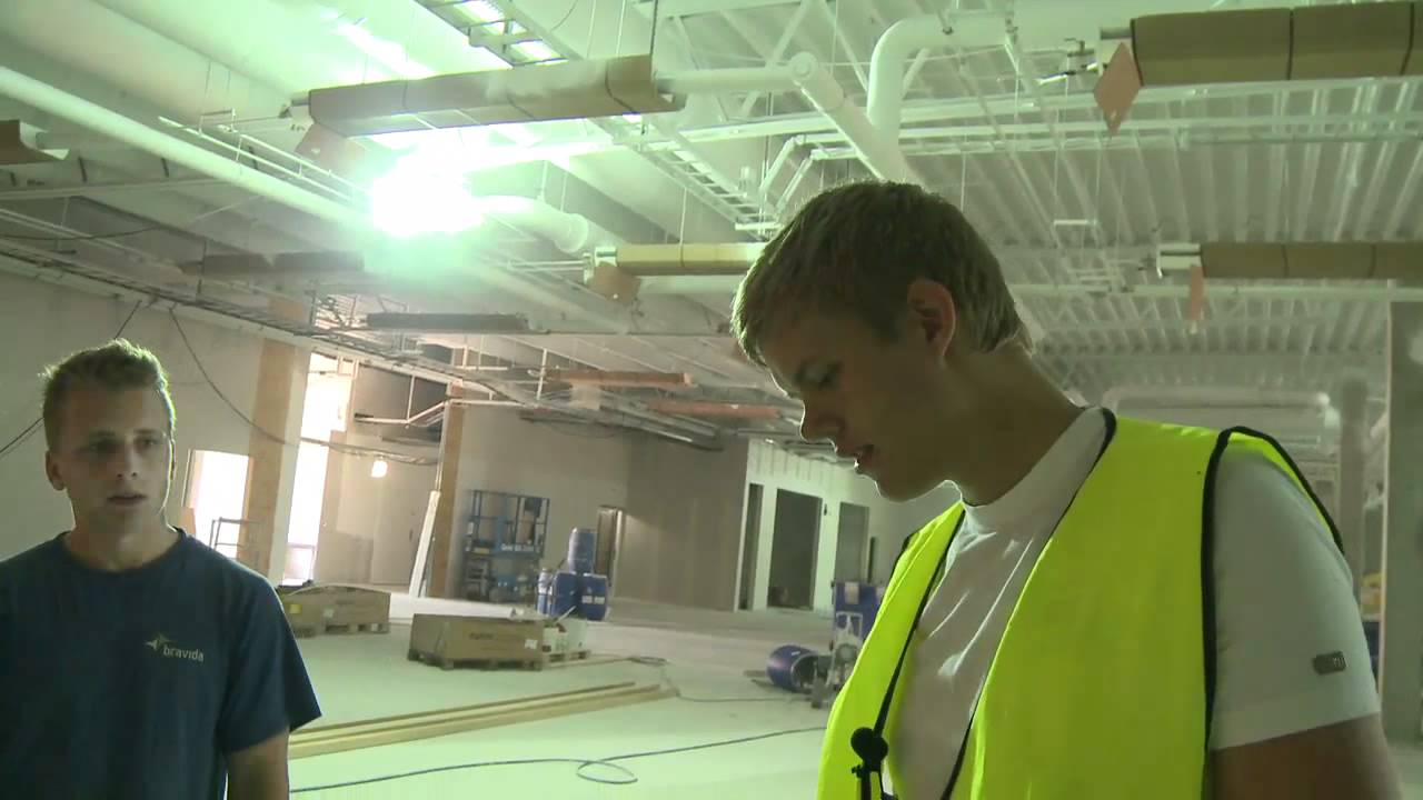 Gustav testar köpcenter (elektriker)