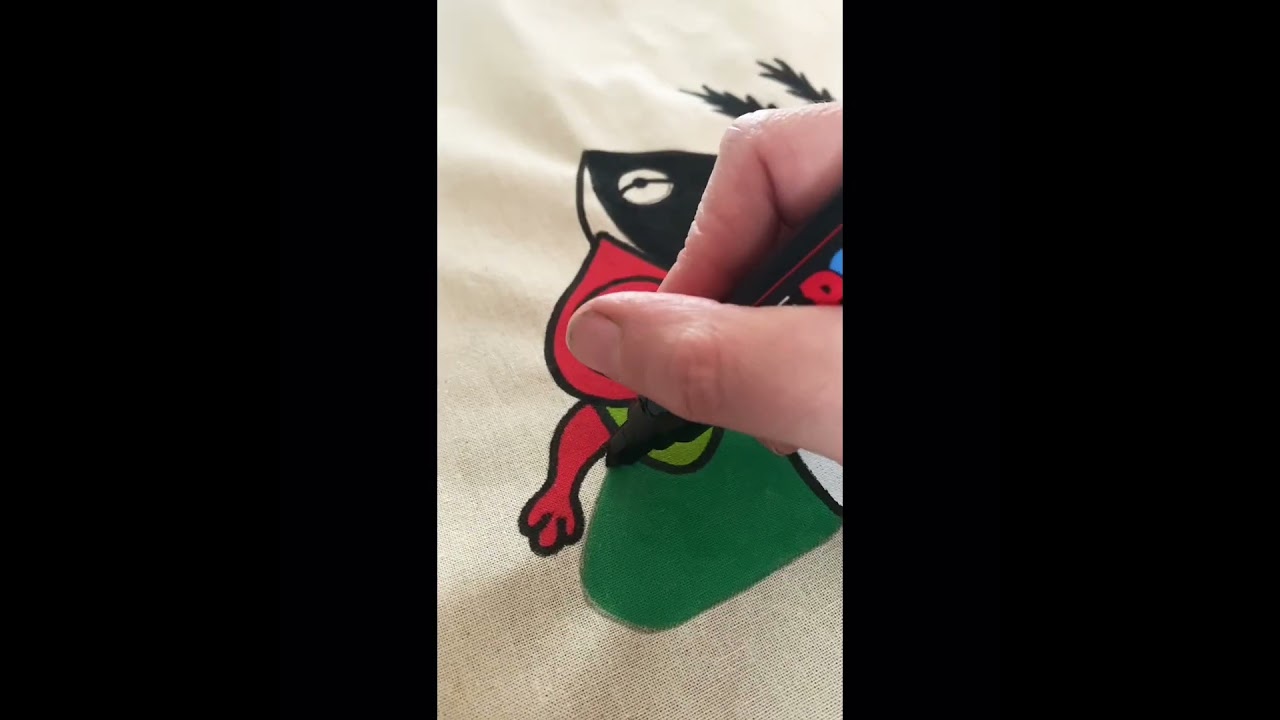 Use POSCA for Totes!  