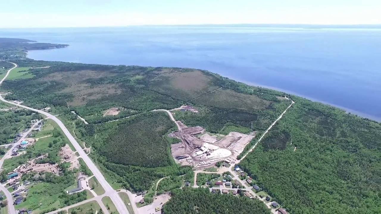 Les Bergeronnes at 500 meters(DJI PHANTOM 3) YouTube