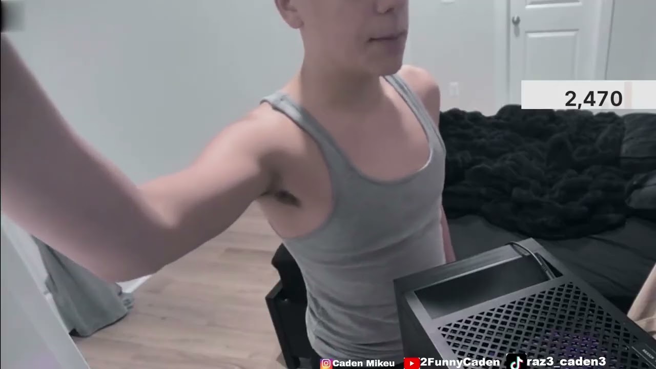 @2FunnyCaden Sleepstream Fart Compilation