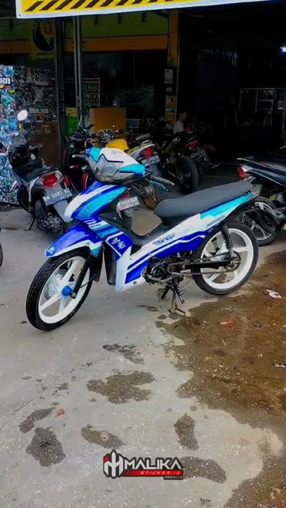 STIKER DECAL MOTOR REVO KEREN MALIKASTICKER.ID