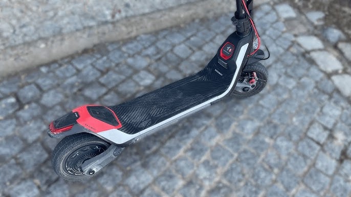 Trottinette électrique Segway Ninebot KickScooter P65E