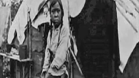 Ojibwe Word of the Day Gwiiwizens ᑸᐎᔅᓀᔅ 'A boy'