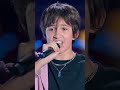 La dolcezza della voce di Riccardo ci fa sciogliere ed arriva dritta al cuore ❤️