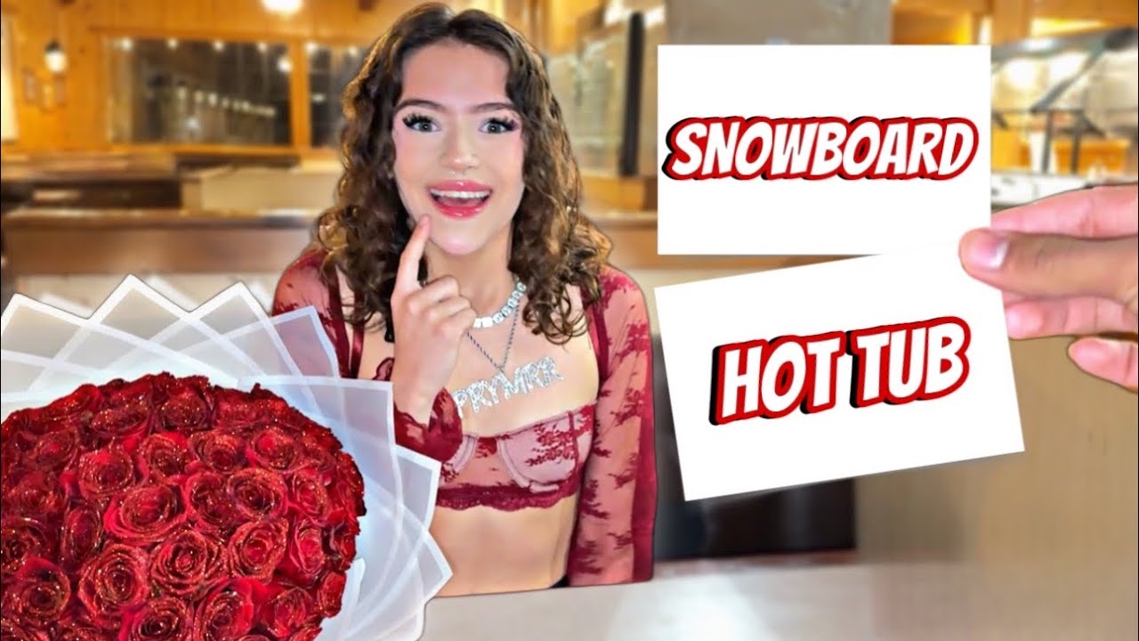 Девушка выбирает, как пройдет наше путешествие ко Дню святого Валентина... *РОМАНТИЧНО*